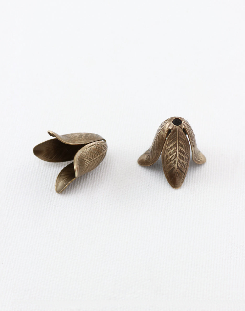 Magnolia Leaf Bead Cap, 18x14mm, (2pcs)