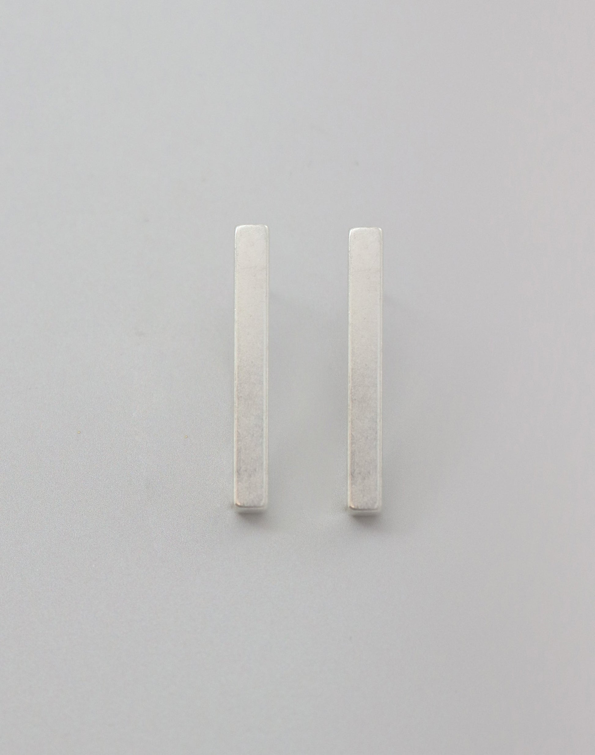 Bar Post Earring, 25x3mm, (1 pair)