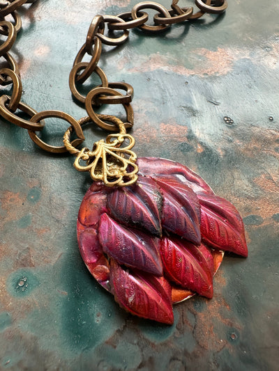 Red and purple leaf pendant necklace - 3488573E