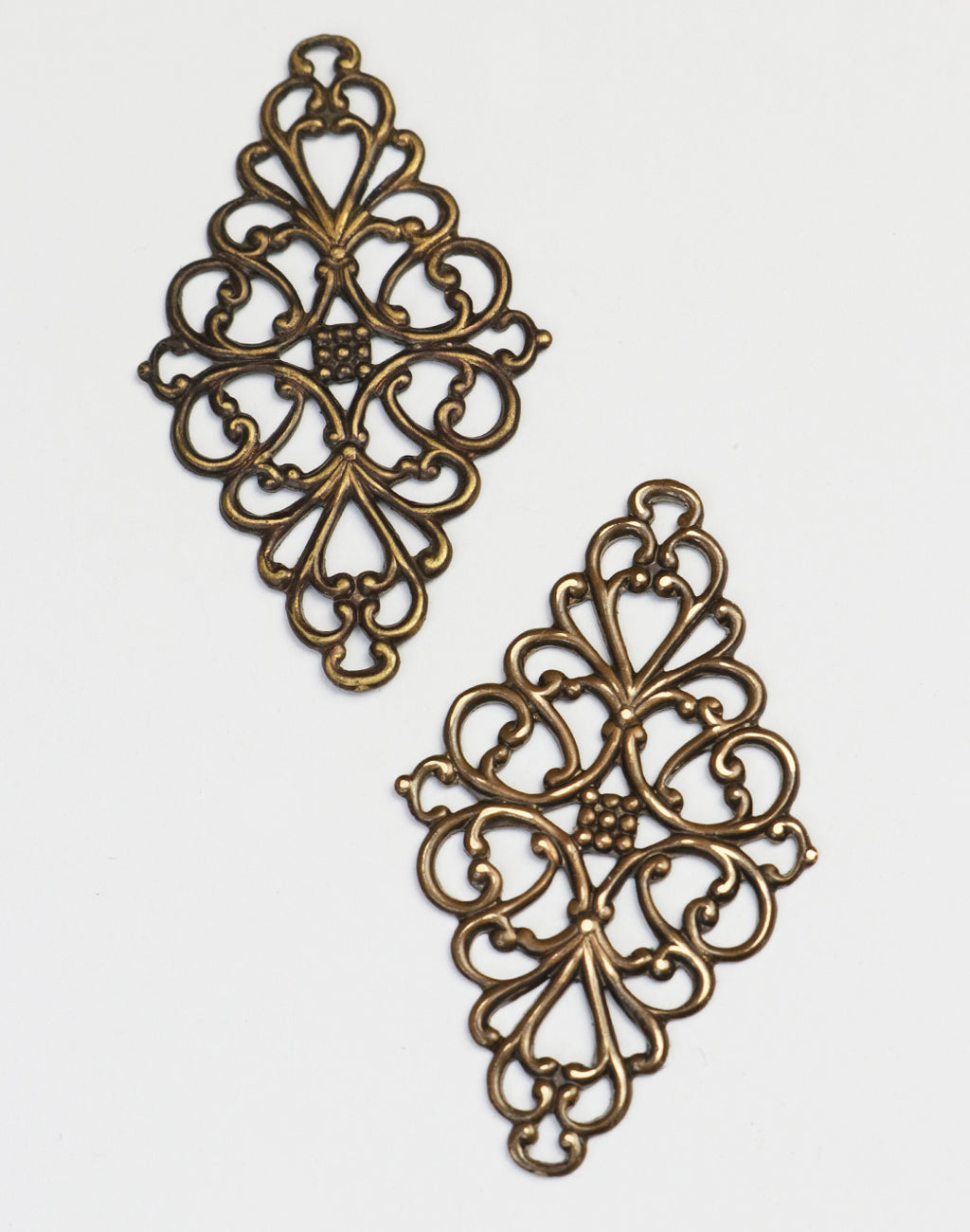 Rococo Diamond Filigree, 44x26mm (2 pcs)