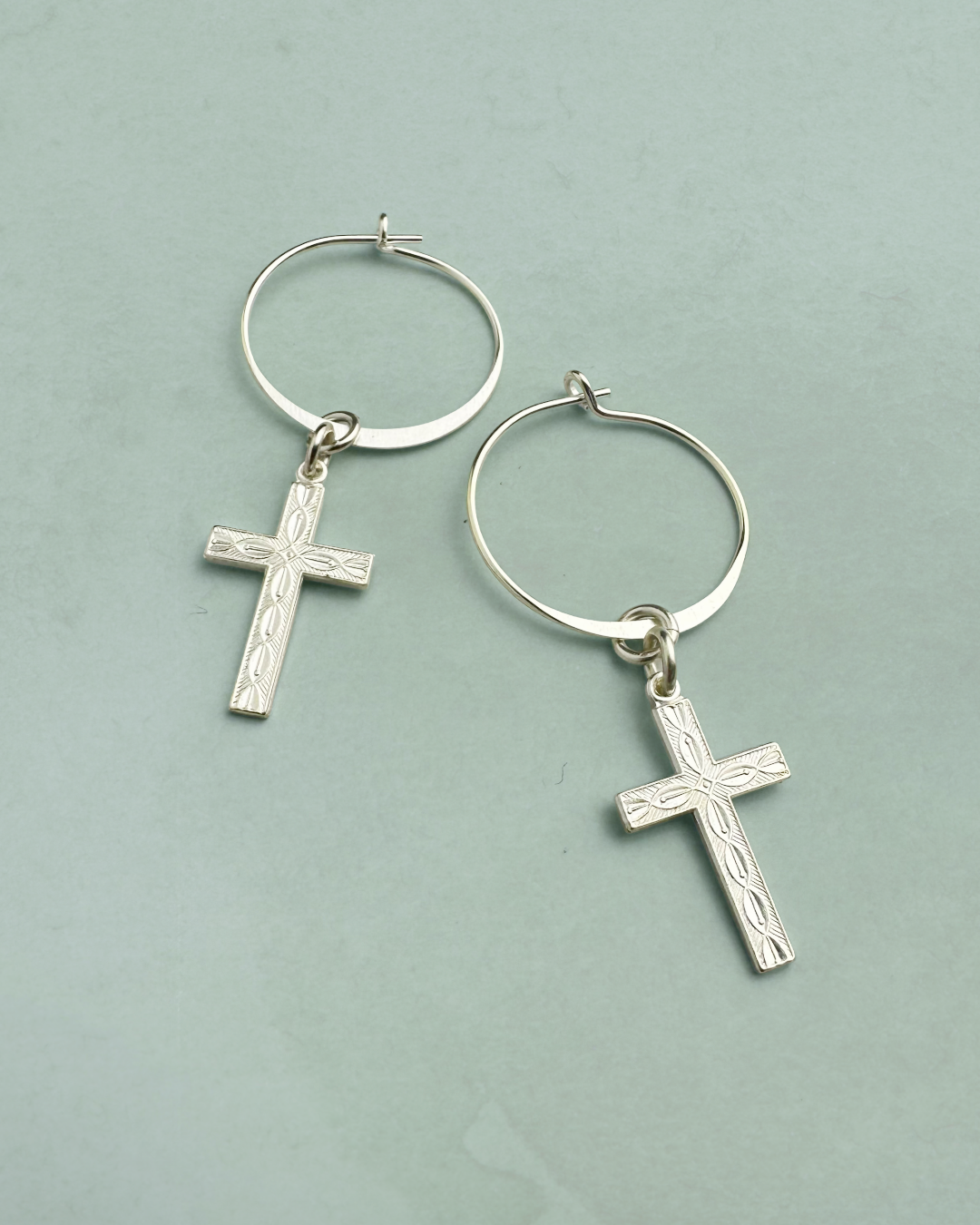Cross Charm, (2pcs)