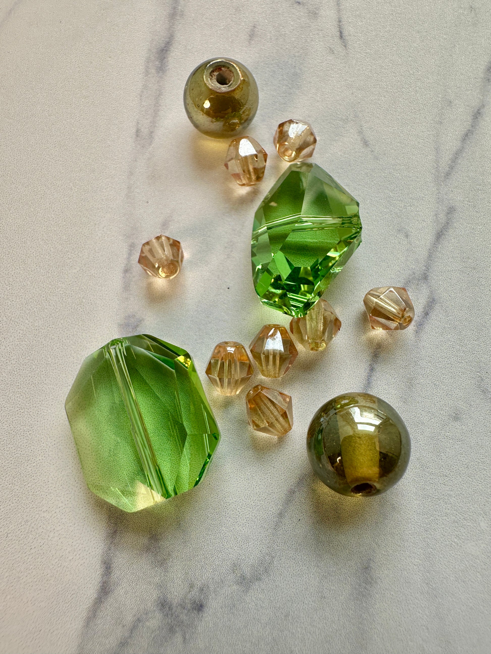 Cottage Accent Bead Mix