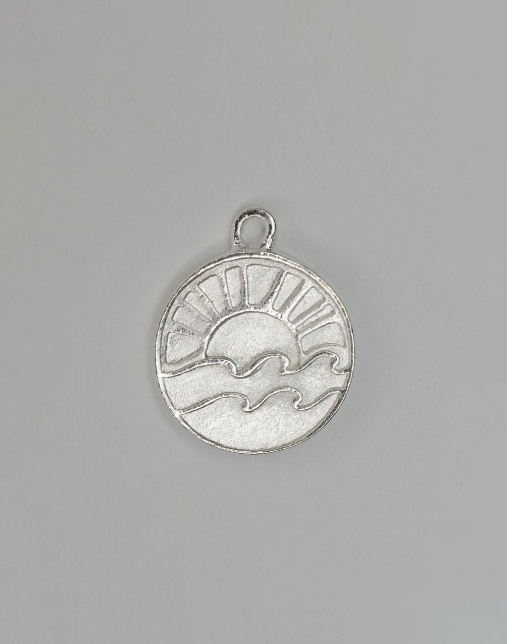 PT436-040 silver sun and waves pendant