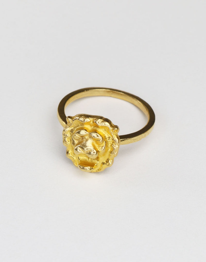 PT501-340 Gold Lion Ring