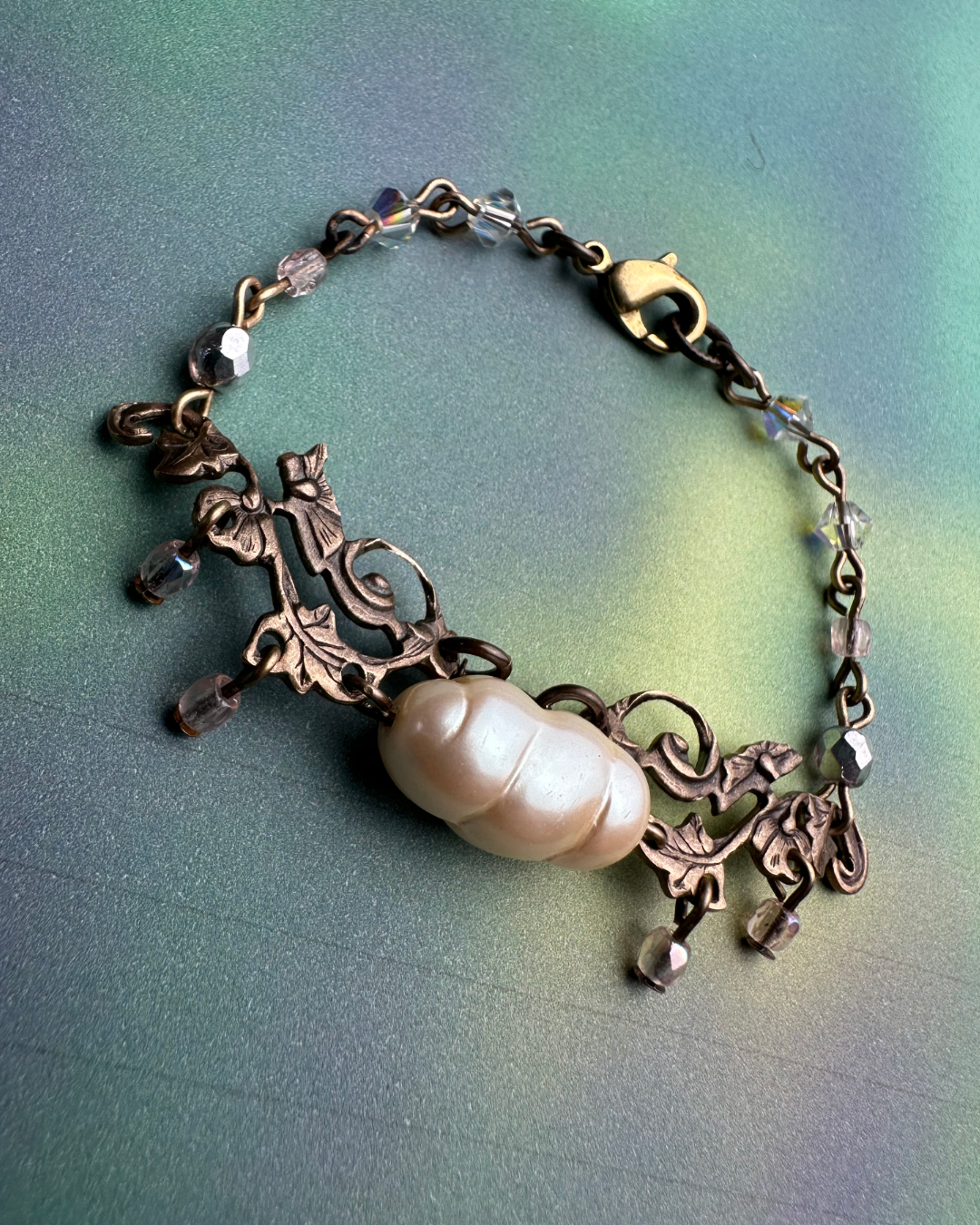 White Swan Necklace & Bracelet Inspo Bundle