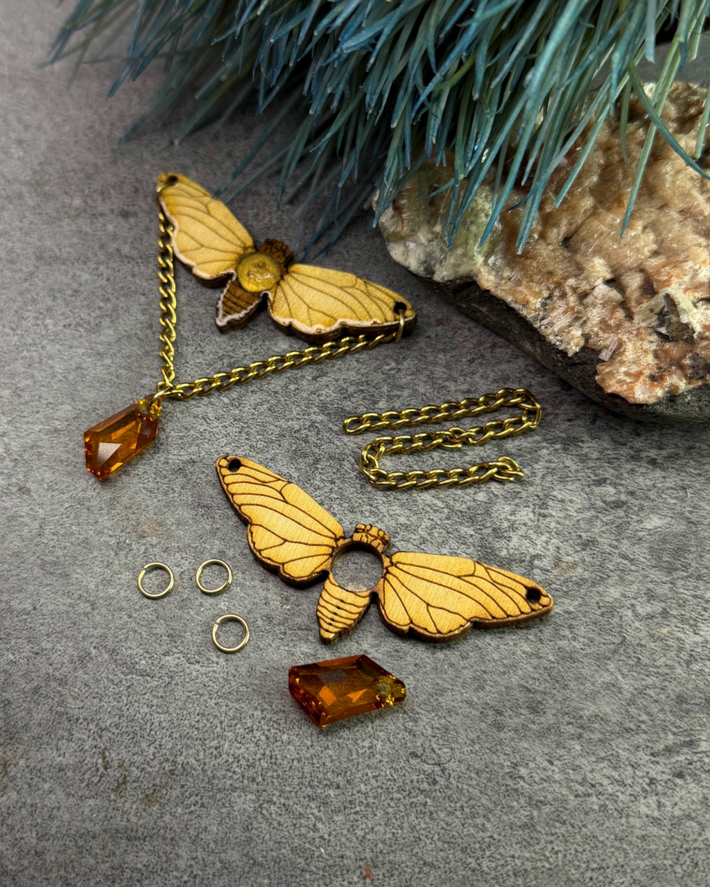 Dragonfly Crystal Pendant Kit