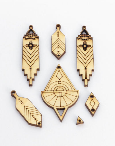 Wooden geometric jewelry pieces