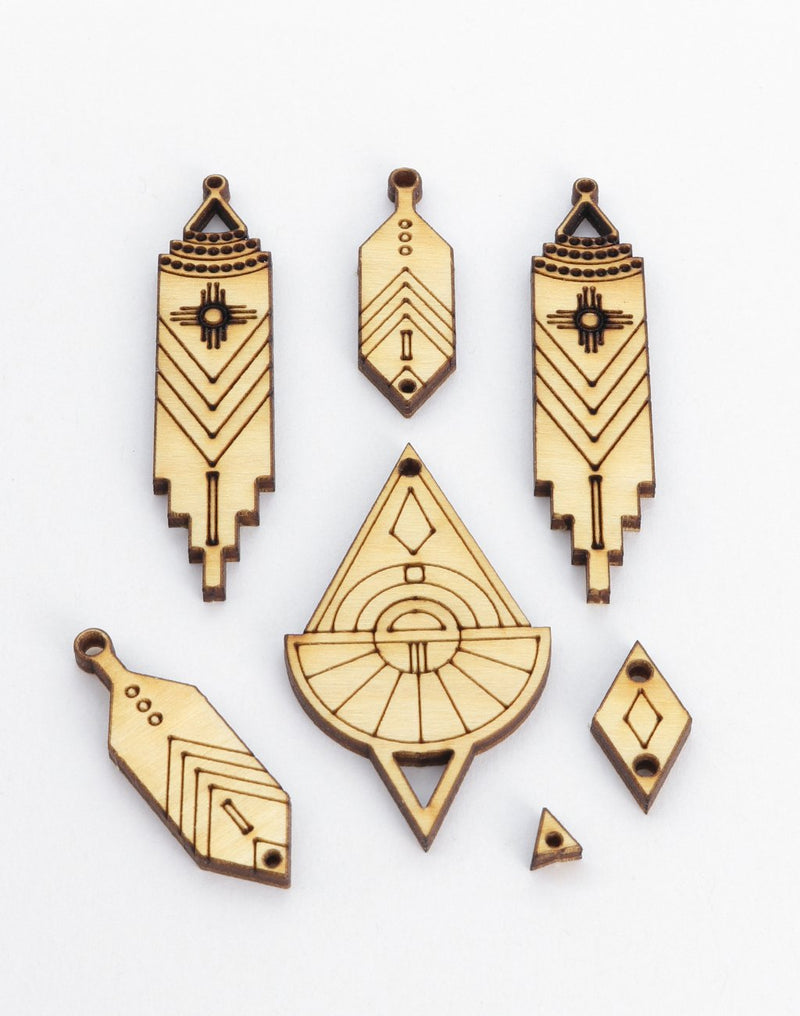 Wooden geometric jewelry pieces