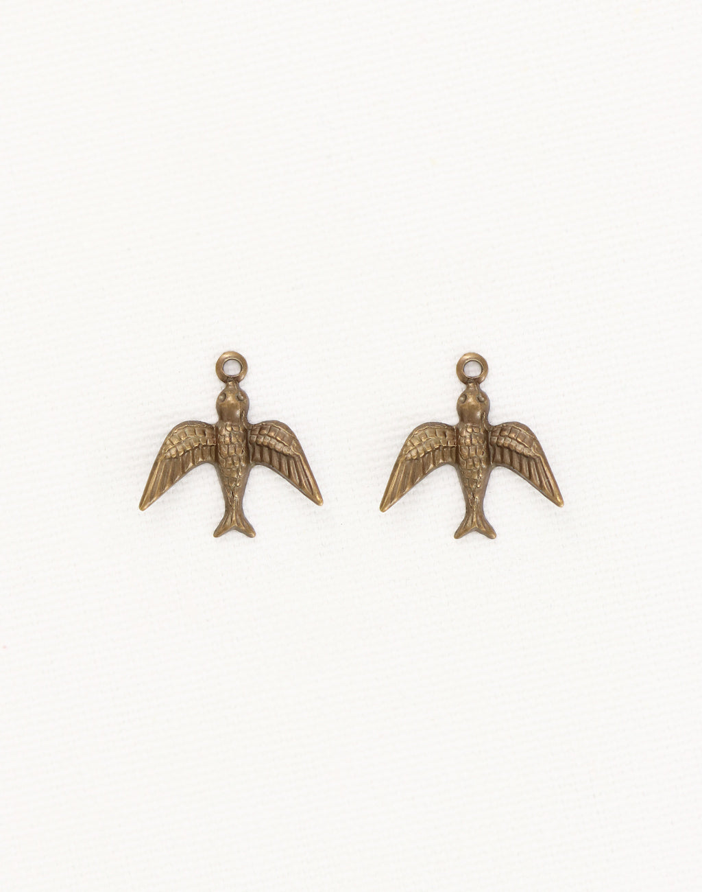 Watchful Bird, 17mm, (2pcs)