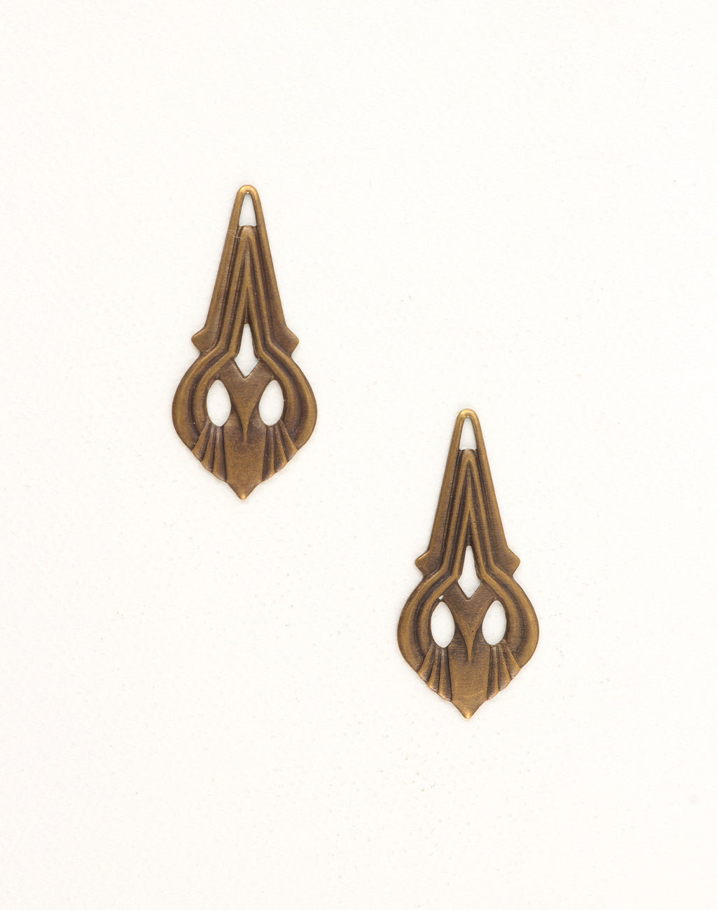 DP171 antique brass teardrop charms