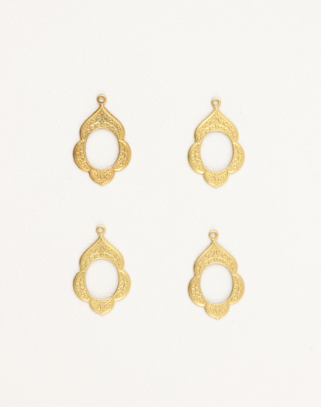 Scalloped Frame, 23x15mm, (4pcs)