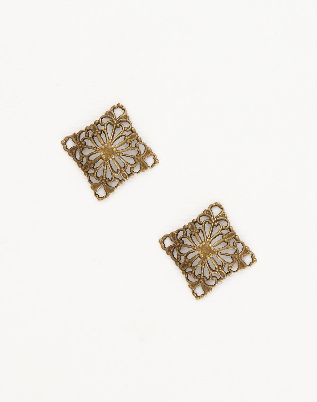 Square Dapped Filigree, 15mm, (2pcs)