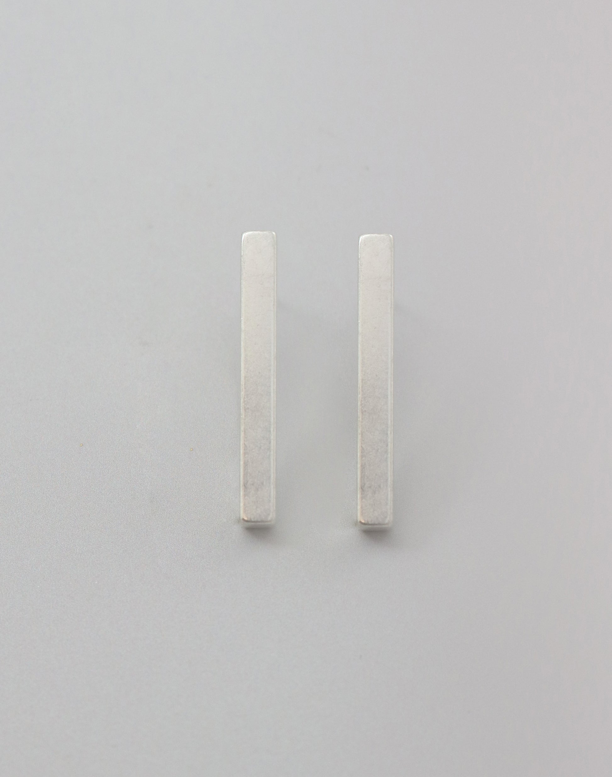 Bar Post Earring, 25x3mm, (1 pair)