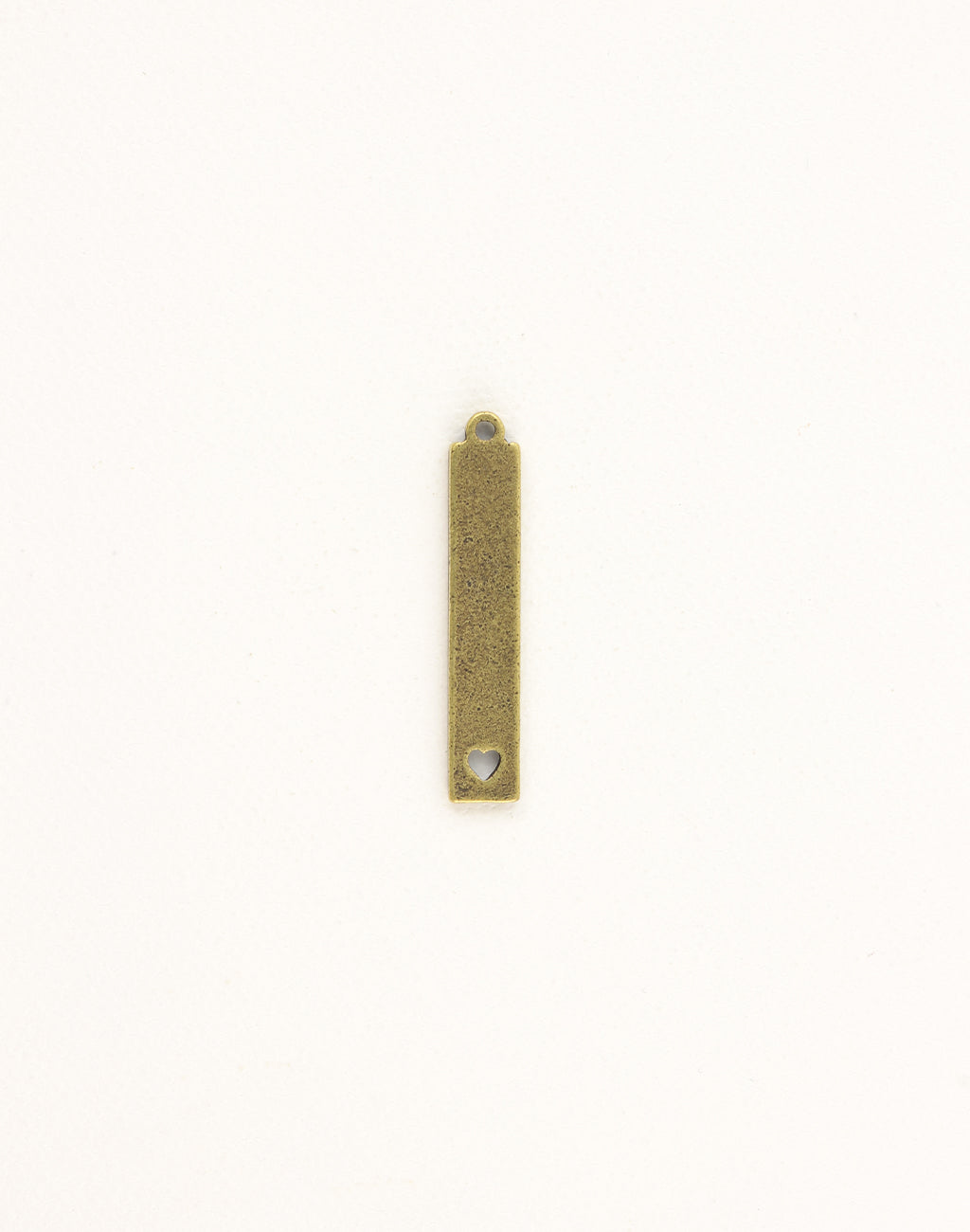 PT140 - Gold metal tag with heart cutout