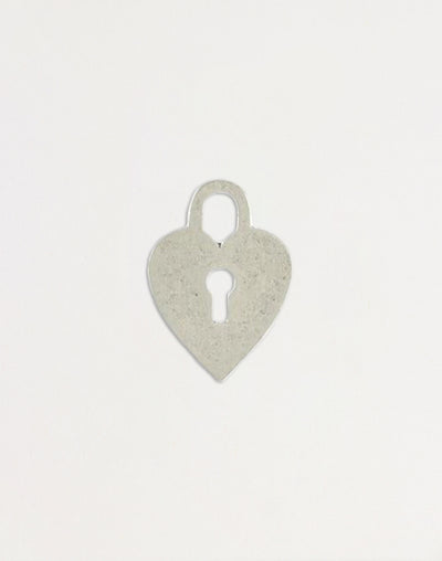 PT157-070 Heart-shaped lock pendant