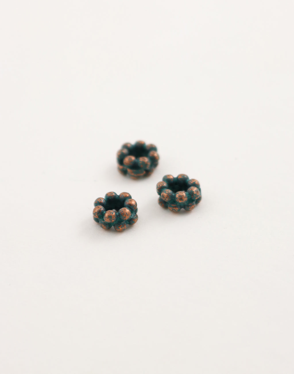 Dotted Spacer, 8mm, (3pcs)