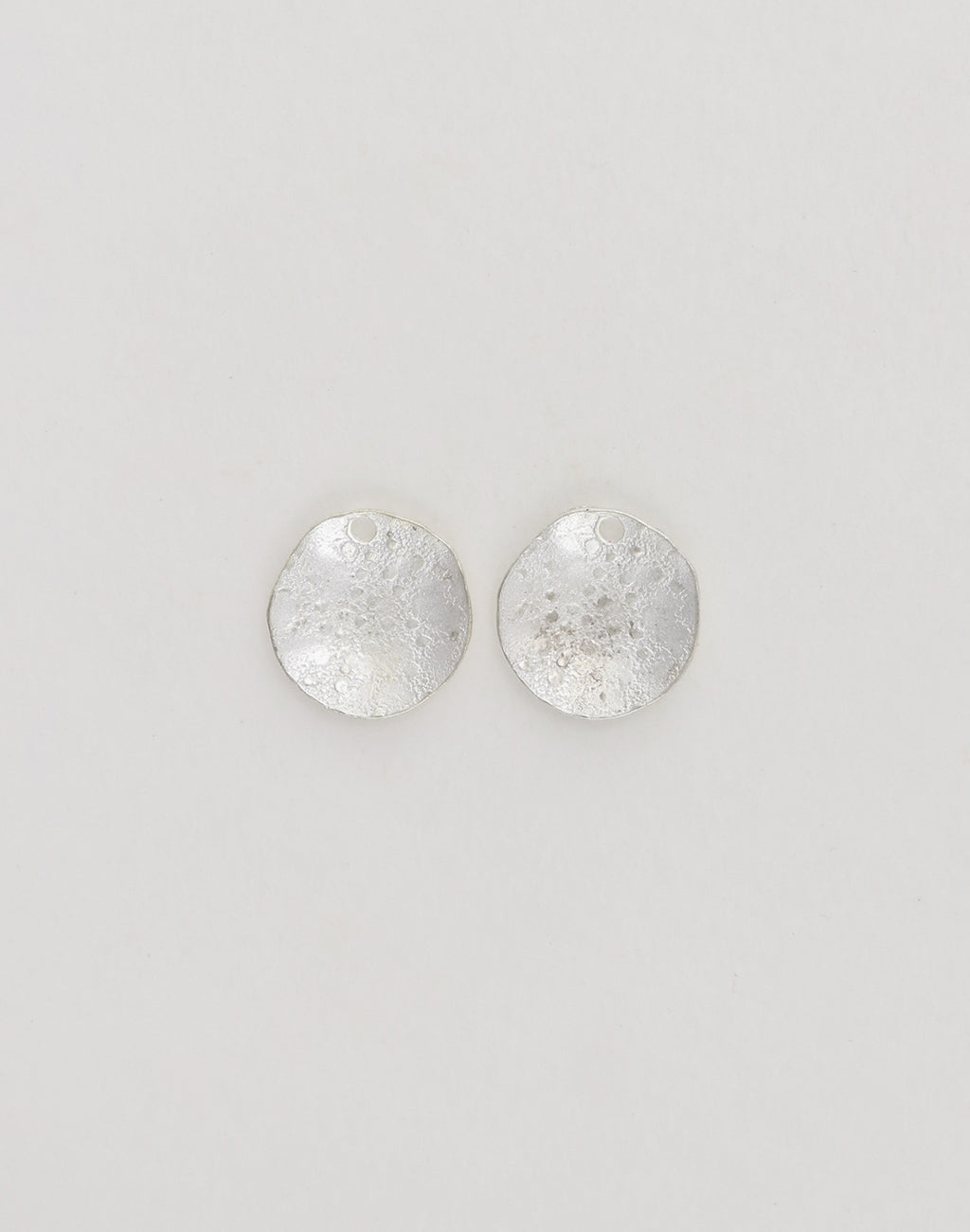 Dapped Circle, 14mm, (2pcs)