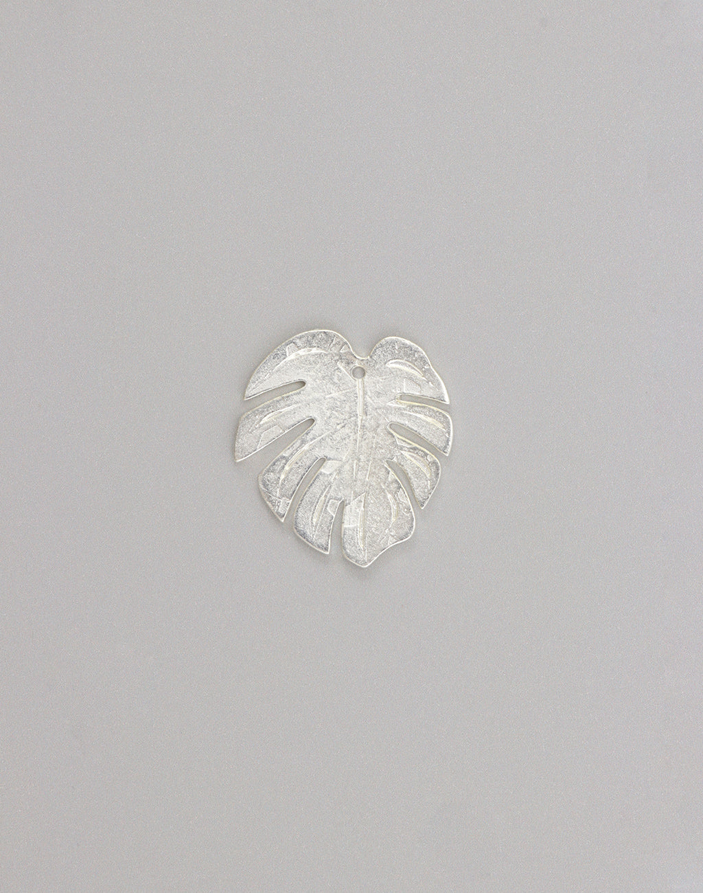 Monstera Leaf, 30x28mm, (1pc)