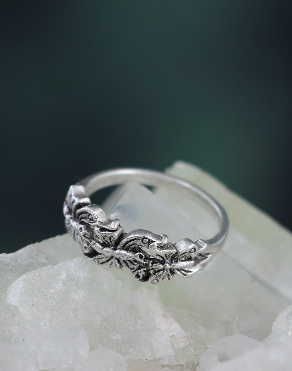 Mariposa Ring - Silver floral design