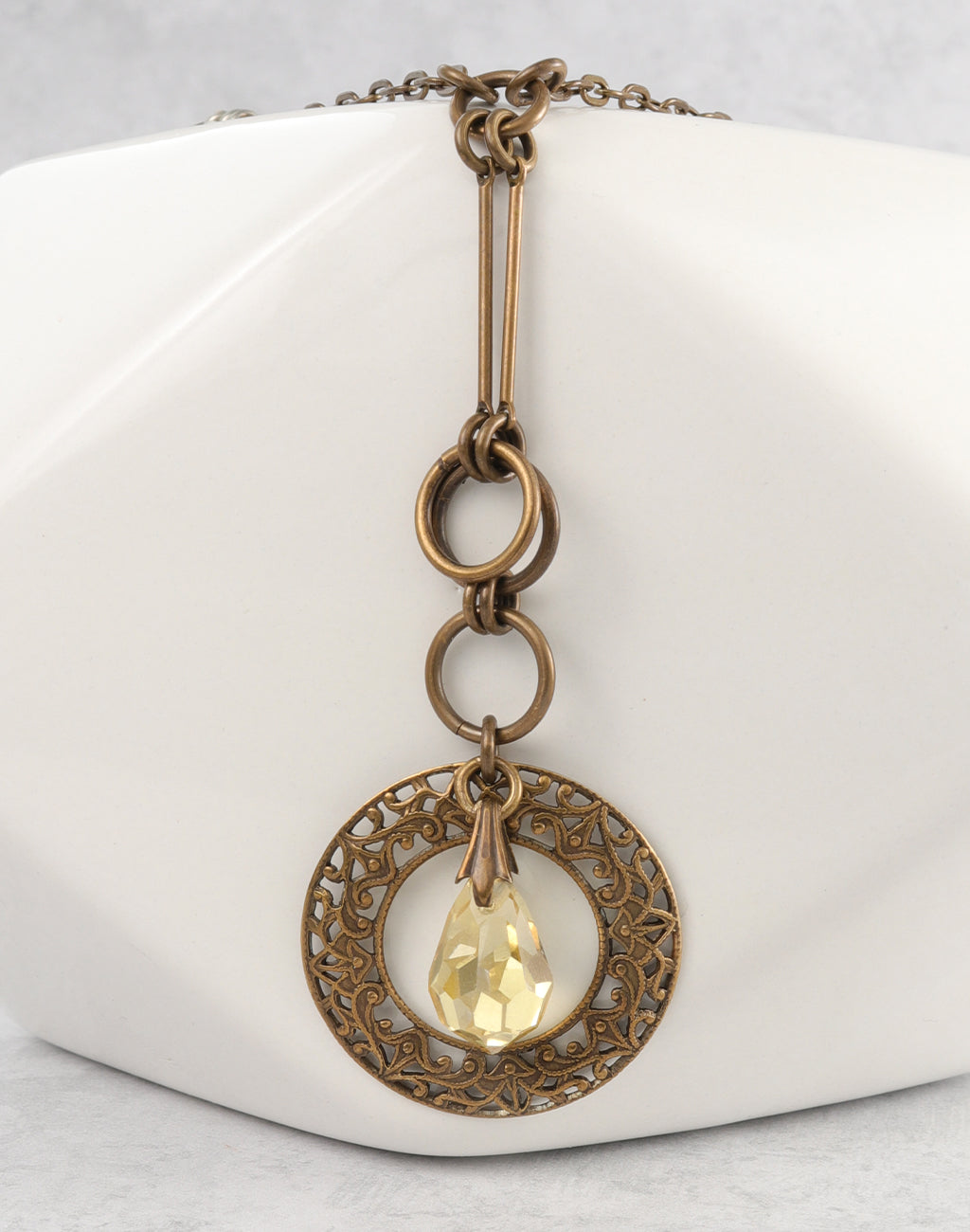 Vignette Jewel Necklace, (1pc)